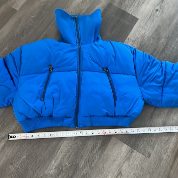 GIFTED * Urban Outfitters - Lily Ulta Crop Puffer Jacket, BLUE - XXL - NWT - Picture 10 of 16